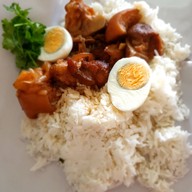เมนูของร้าน โกอ้วน ข้าวมันไก่คลองหวะ