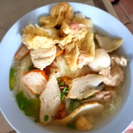 เมนูของร้าน โกอ้วน ข้าวมันไก่คลองหวะ
