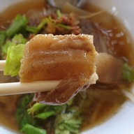 ก๋วยเตี๋ยวลิ้นวัว กม.2