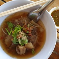 ก๋วยเตี๋ยวลิ้นวัว กม.2