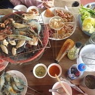 ครัวคุณแม่ หมูกระทะ