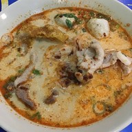 ก๋วยเตี๋ยวเรือธารา เชียงใหม่ (Chiang Mai)