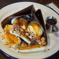 Vanilla Cafeteria EmQuartier