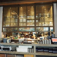 Vanilla Cafeteria EmQuartier