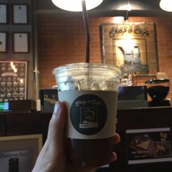 The Koffee Beans Shop&Cafe  สาขาเก้ากิโล