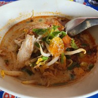 เมนูของร้าน ก๋วยเตี๋ยวปูป้าแขก