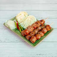เมนู ไส้กรอกอ้ายหมูอ้วน  อีสานซอสเซส