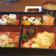 เมนูของร้าน มิกาโดะ Mikado Japanese Restaurant
