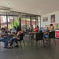 บรรยากาศ 5.00 Coffee