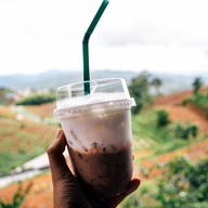 ไร่ผ่อดอย