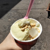 เจ๊ย้งไอติม ตลาดเก่า