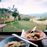 ไร่ผ่อดอย