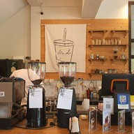 หน้าร้าน Mad Projects