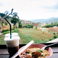 ไร่ผ่อดอย