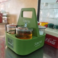 ฮ้งลูกชิ้นปลาเยาวราช ข้าวหมูแดง บะหมี่เกี๊ยว