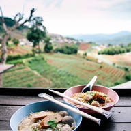 ไร่ผ่อดอย