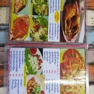 ครัวชมพู่-ซีฟู้ด อ่างศิลา