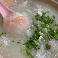 โจ๊กหมูนายทอง