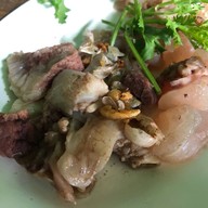 ลาบป้านอม