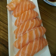 เมนูของร้าน A-Roi รพ.ชลประทาน