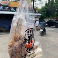 หมูปิ้งฮีโร่ by สะโบมั้ย