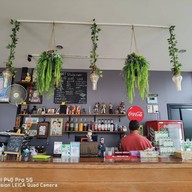 บรรยากาศ Loft Studio Cafe