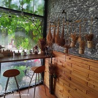 บรรยากาศ Loft Studio Cafe