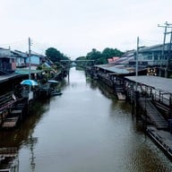 ตลาดโบราณนครเนื่องเขต
