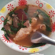 น้อยต้มเลือดหมู สาขา 2