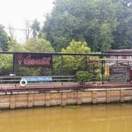 ตลาดโบราณนครเนื่องเขต