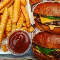 Easy Burger อ่อนนุช