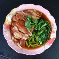 เจ๊รวยข้าวขาหมู ข้าวหน้าเป็ด ก๋วยเตี๋ยวเนื้อ