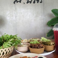 ร้านขนมจีนเส้นสด ณ.ฉัตร
