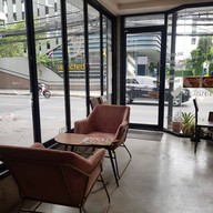 บรรยากาศ Onnom cafe ( อ่อนน้อม คาเฟ่)