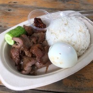 หมูทอดสำเพ็ง ถนนแจ้งวัฒนะ