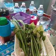 บรรยากาศ สมหมายลาบไก่