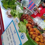 โกตี่ ปลาแนม ไส้กรอกภูเก็ต