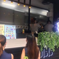 Bubb ศาลาแดง (ชานม 18 บาท)