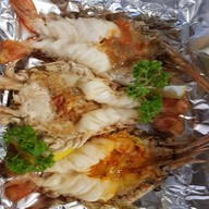 เมนูของร้าน เจ๊หอย กำนันแม้น 24ชม. รวมยำแซ่บ อาหาร จานเดียว หอยนางรม ปูไข่ดอง กุ้งแม่น้ำ ยำ ปลาหมึกย่าง หอยแครง กำนันแม้น