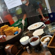 บรรยากาศ ก๋วยเตี๋ยวต้มยำพิษณุโลก (คุณนา) ตลาดลุงเพิ่ม