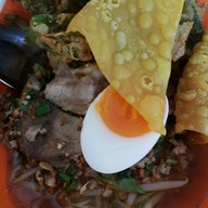 เมนูของร้าน ก๋วยเตี๋ยวต้มยำพิษณุโลก (คุณนา) ตลาดลุงเพิ่ม