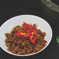 เมนูของร้าน ข้าวแกงถนัดแดก สาขาปั๊มปตท. ชัยพฤกษ์