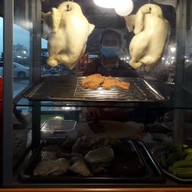 ข้าวมันไก่ คุณกฐิน