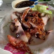 ส้มตำครกทอง