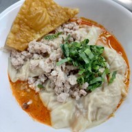 เย็นตาโฟทรงเครื่อง