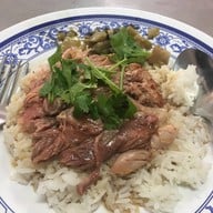 ขาหมูเมืองทอง