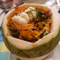 เมนูของร้าน บ้านน้ำเคียงดิน Ban Nam Kieng Din