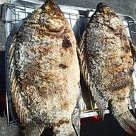 เมนูของร้าน พี่ทองส้มตำทอด