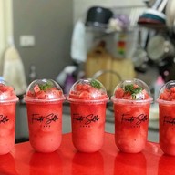 Fruits Seller CAFE สาขา สุรศักดิ์ ศรีราชา สาขา สุรศักดิ์ ศรีราชา