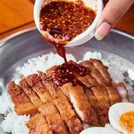 เมนูของร้าน บูตะ ข้าวหมูทอด บางแสน